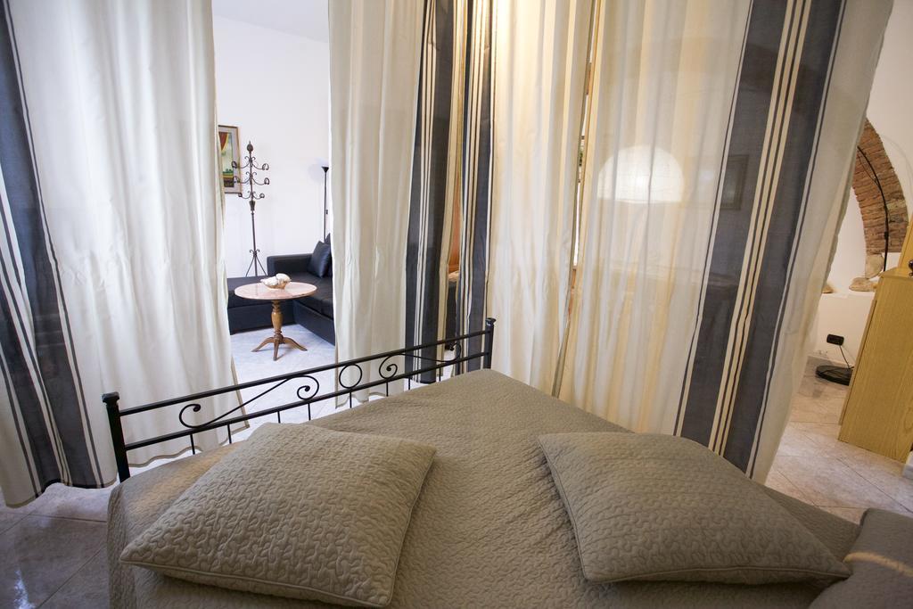 San Cerbone Apartamento Porto Azzurro Exterior foto